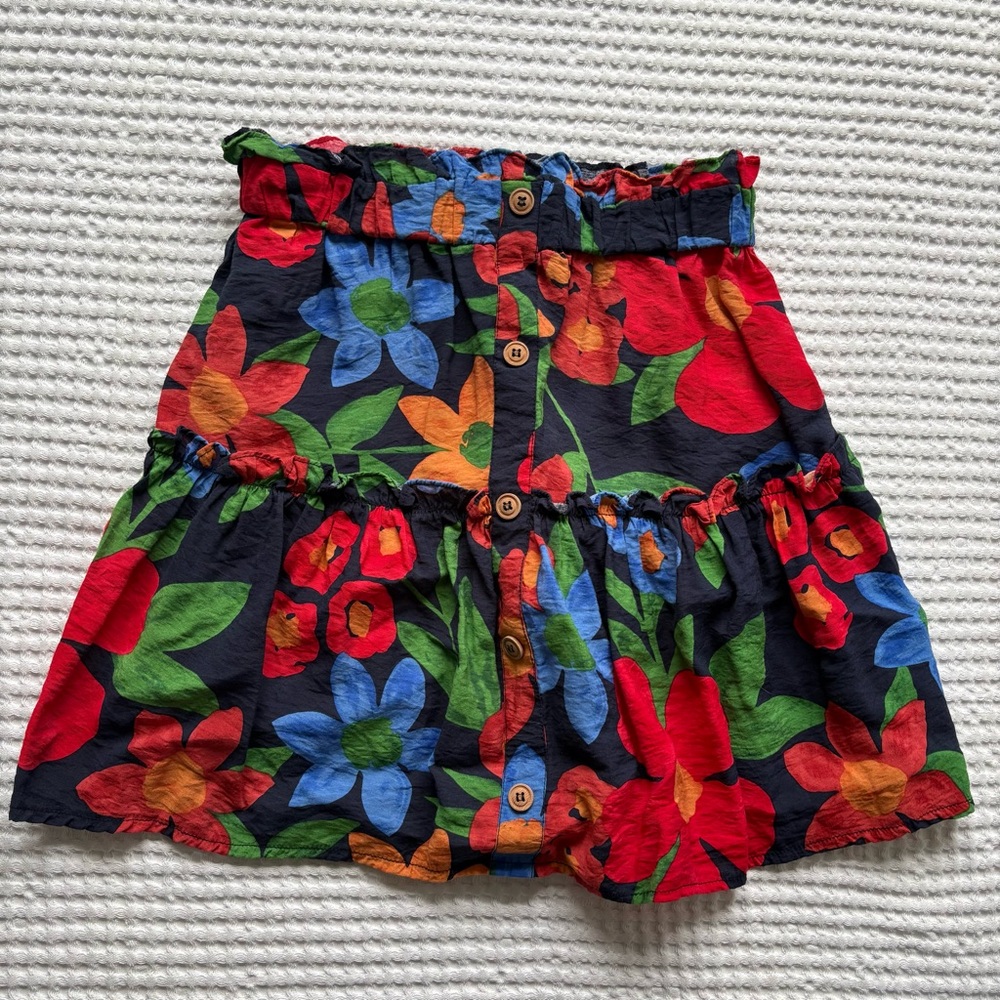 Milk & Honey Floral Tiered Ruffle Mini Skirt - Button Front: Size Small
